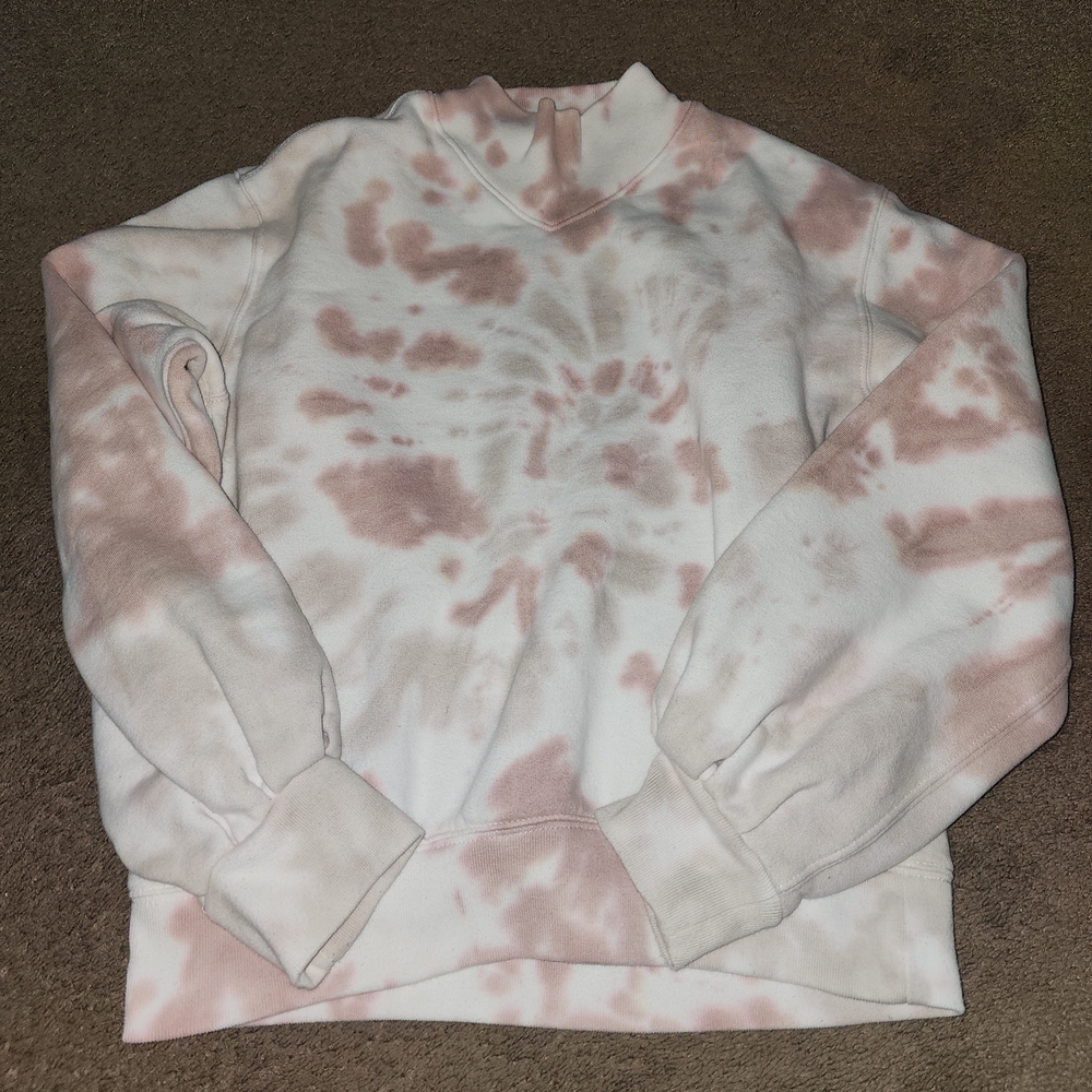 Abercrombie & Fitch Cream and Pink Tie-Dye Sweatshirt